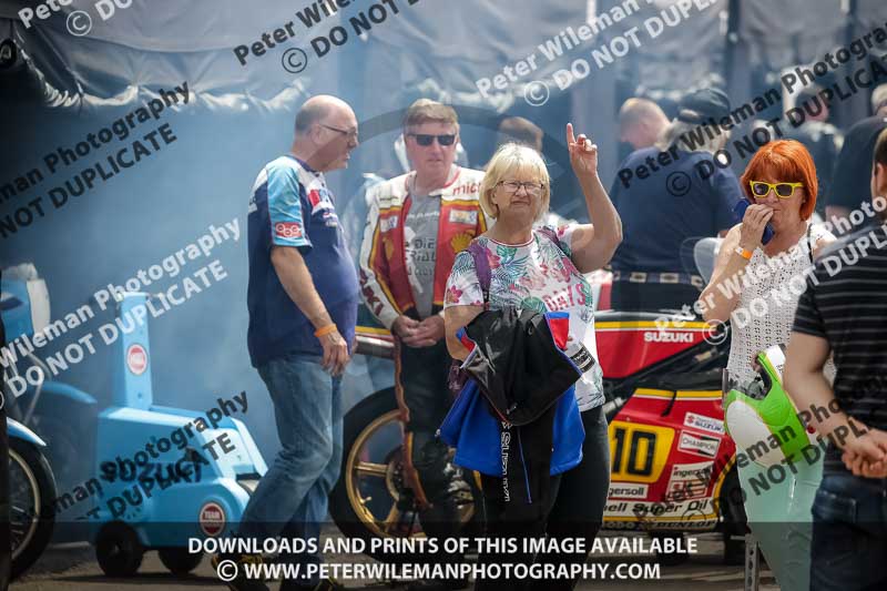 Vintage motorcycle club;eventdigitalimages;mallory park;mallory park trackday photographs;no limits trackdays;peter wileman photography;trackday digital images;trackday photos;vmcc festival 1000 bikes photographs
